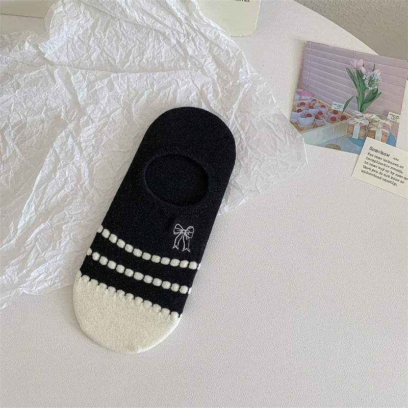 Black And White Cute Bubble Mouth Women's Low-cut Liners Socks Invisible - Mubimart