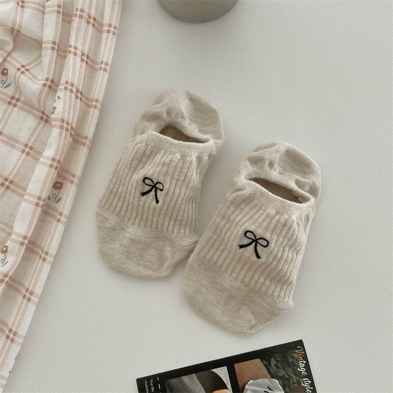 Bow Embroidery Cotton Women's Low-cut Liners Socks - Mubimart