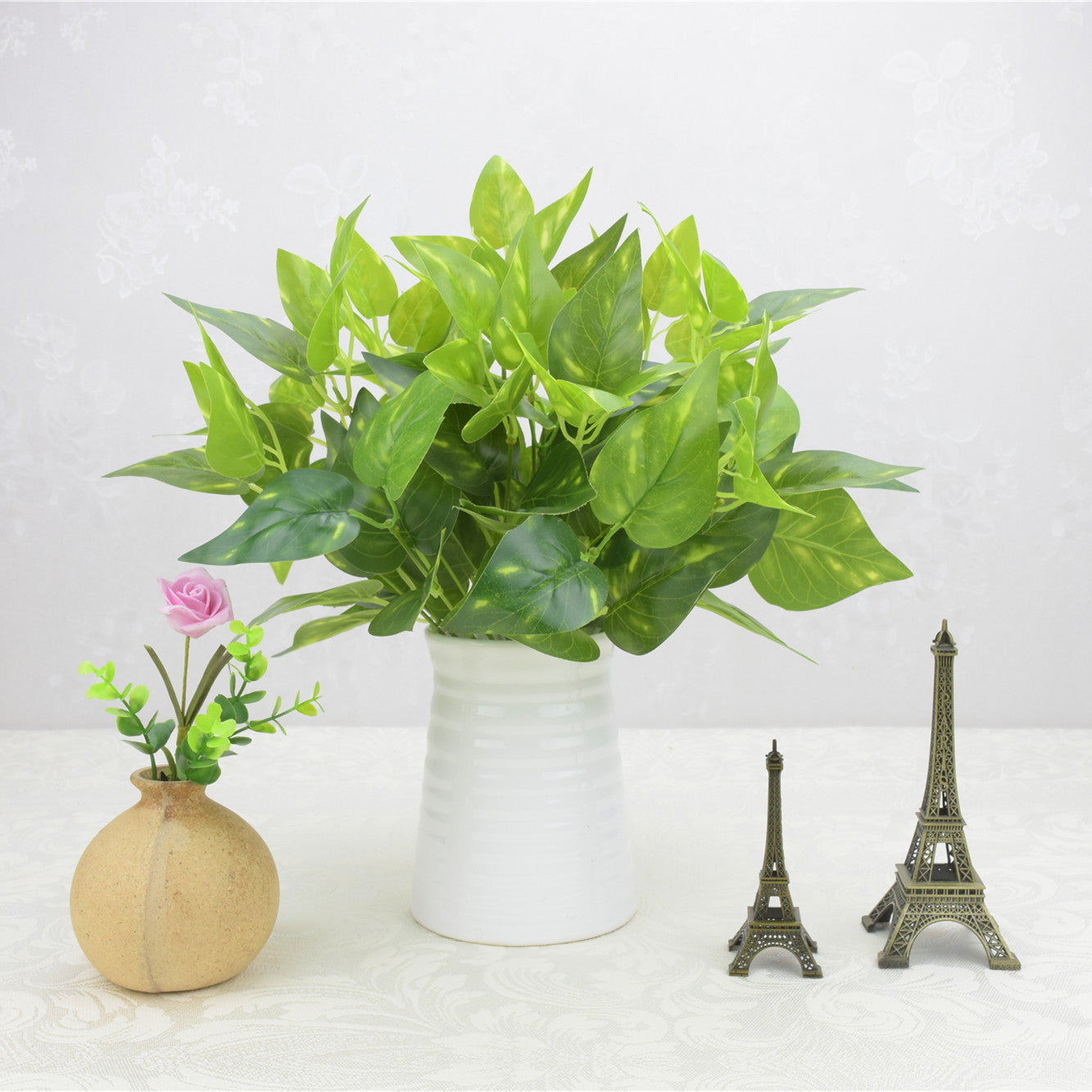 Single Bunch Of Artificial Flowers Artificial Green Plant Simulated Plants Grass Flower Plastic Flowers Fence Planter Partition Flower Arrangement Green Grass Green Radish - Mubimart -  