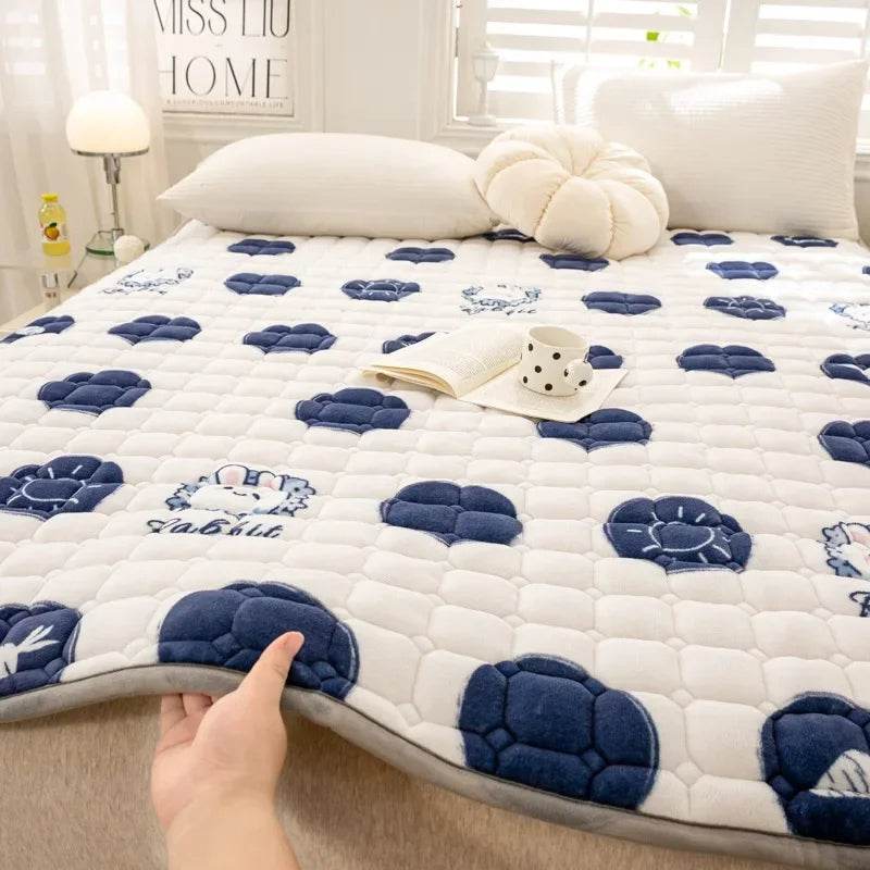 Thick Milk Fiber Mattress Quilted Bed Protection Cushion Anti-static Fleece-lined Mattress Cushion - Mubimart