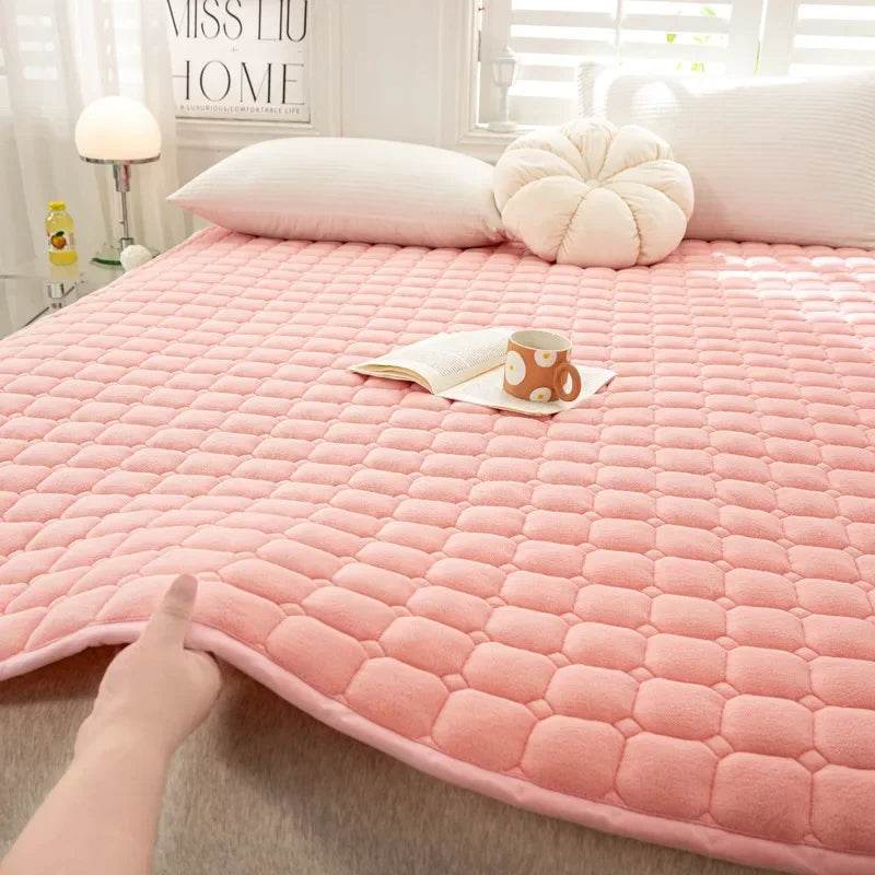 Thick Milk Fiber Mattress Quilted Bed Protection Cushion Anti-static Fleece-lined Mattress Cushion - Mubimart
