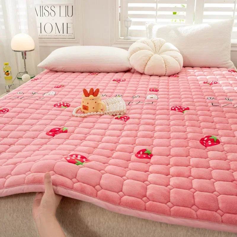 Thick Milk Fiber Mattress Quilted Bed Protection Cushion Anti-static Fleece-lined Mattress Cushion - Mubimart