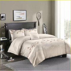 Three-piece Simple Plain Black Printing Bedding Set - Mubimart - Comforter 