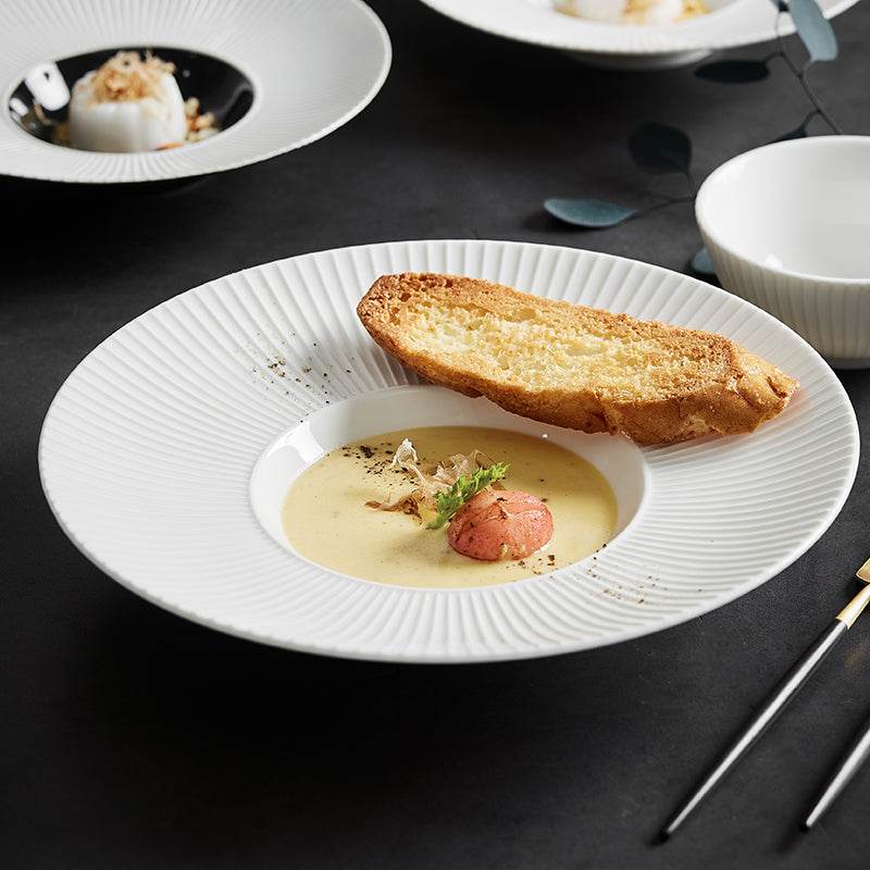 White Creative Breakfast Straw Hat Plate - Mubimart