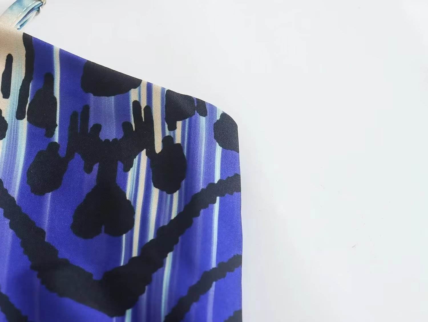 Ladies Positioning Print Slip Dress - Mubimart