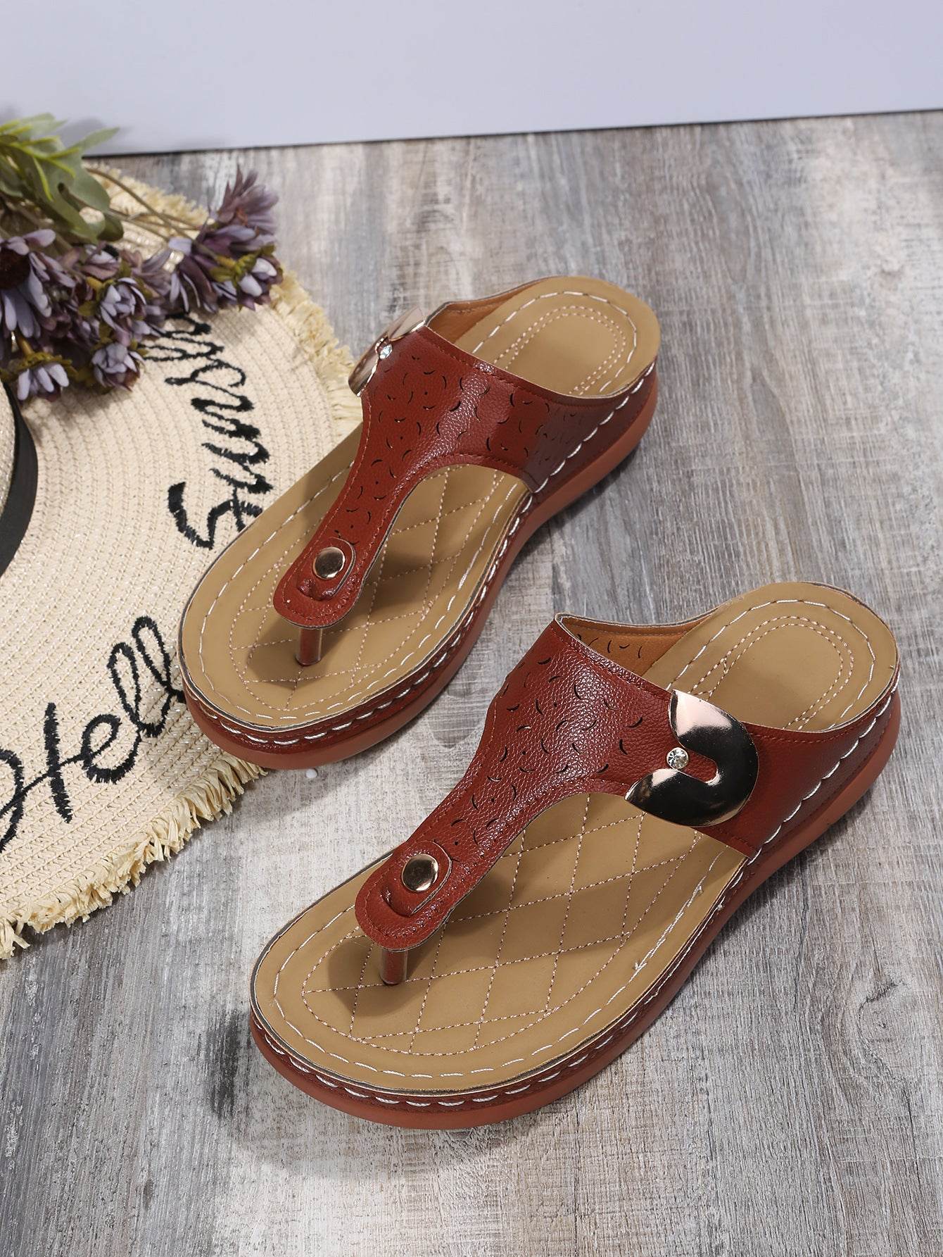 European And American Fashion Wedge Heels Retro Flip Flops Beach Slippers - Mubimart