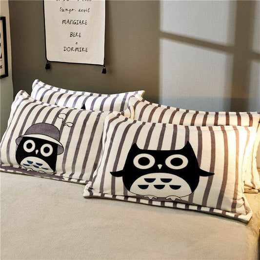 Pillowcases With A Pair Of Warm Coral Fleece - Mubimart