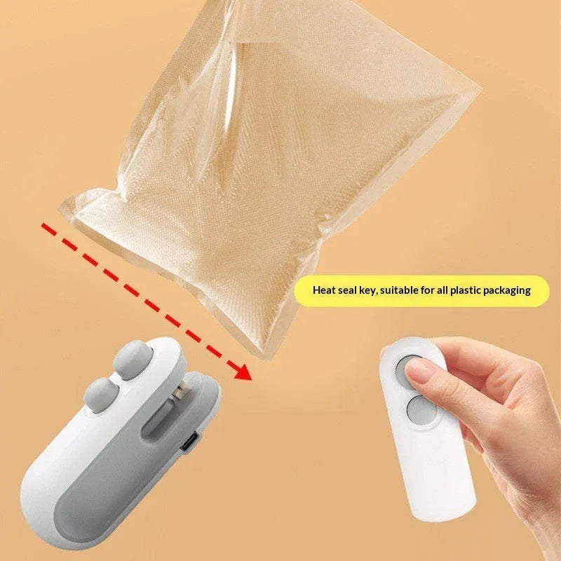 af028697-8199-41fe-b2e4-cde53b848c4f_trans - Mubimart
