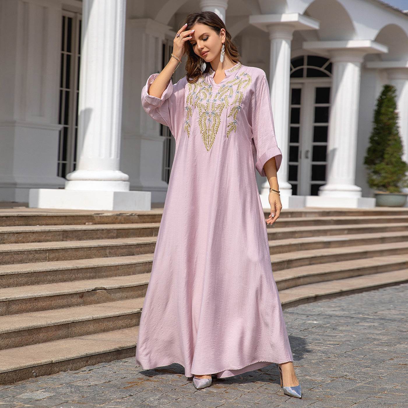 Muslim Women Embroidered Robe Dress - Mubimart