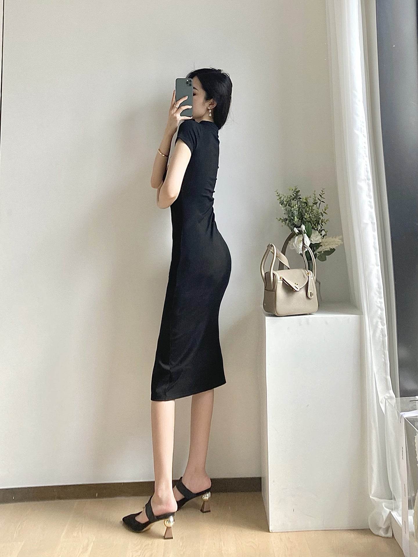Black Ruched Bodycon Mid Length Dress - Mubimart