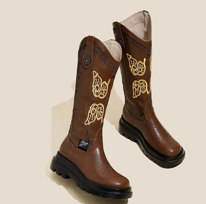 All-match Butterfly Embroidery Cowboy Boot - Mubimart