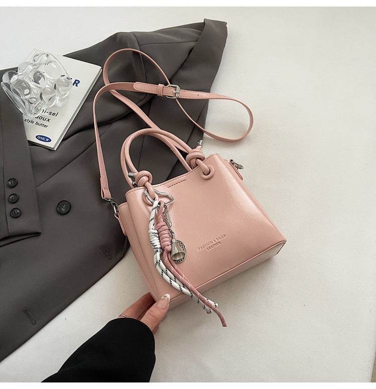 Women's Messenger Bag Fashion Portable One-shoulder Bucket Bag - Mubimart