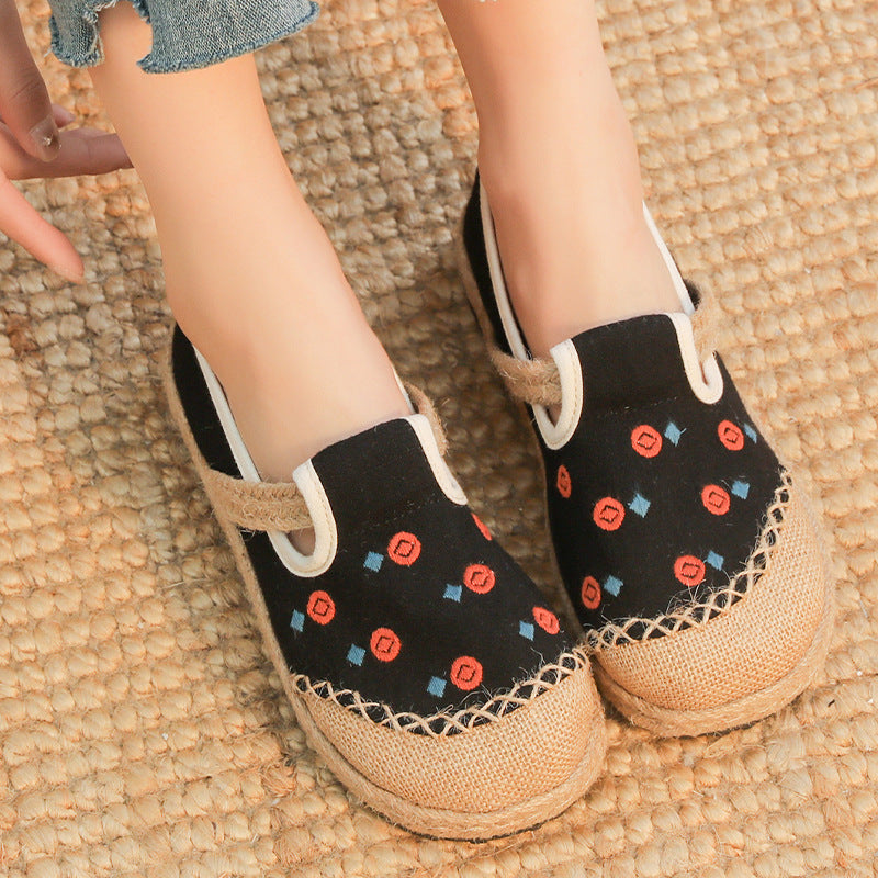 New Comfort Round Head Cotton And Linen Shoes Breathable Embroidered