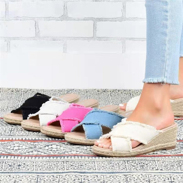 Espadrille-Sandalen mit Keilabsatz und überkreuzten Riemen für Damen