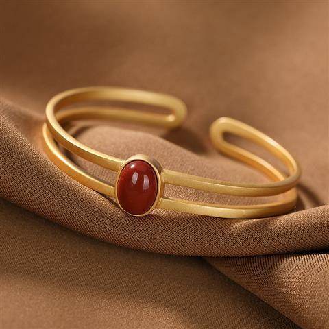 Women's Gilt Bangle Bracelet - Mubimart