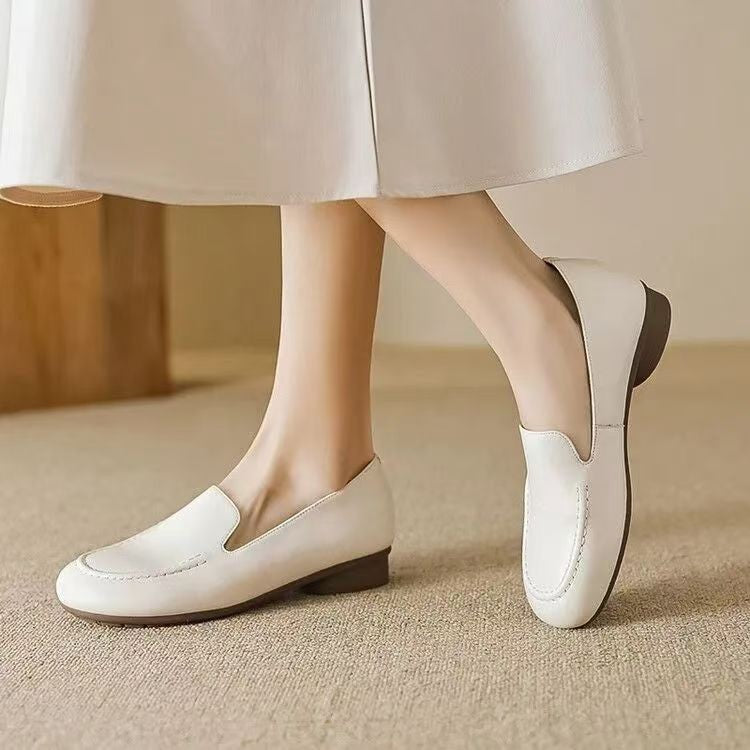 Retro Stijl Nieuwe Ronde Neus Platte Bodem Loafers Slip-on Britse Zachte Bodem Pumps Vrouwen