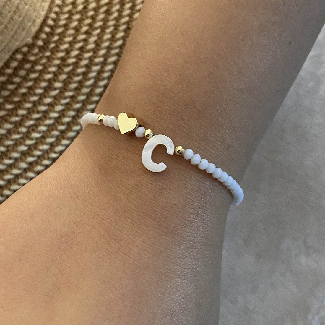 26 Letters White Shell Beaded Bracelet Women Metal Love Design Bracelet Jewelry - Mubimart