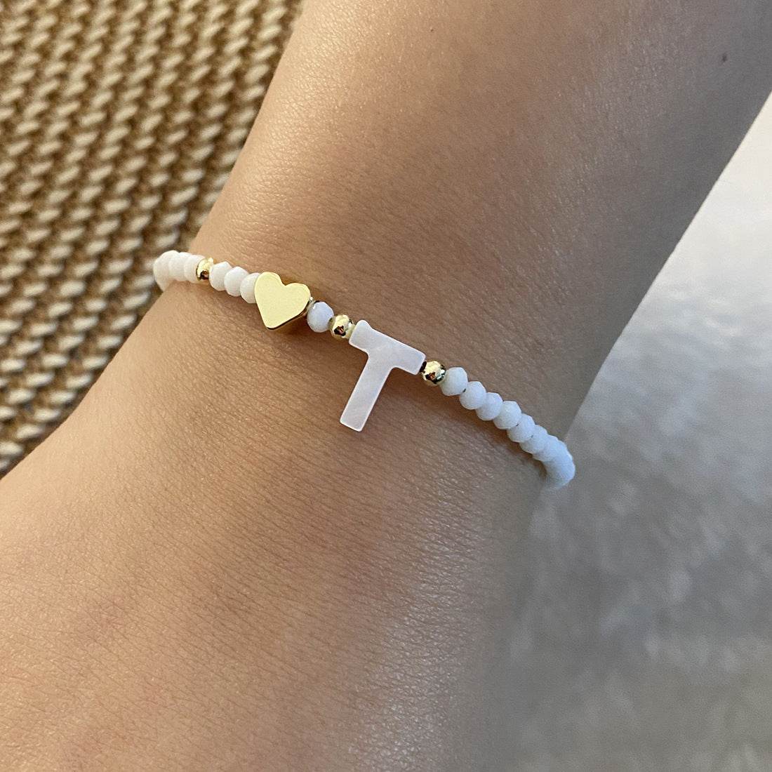 26 Letters White Shell Beaded Bracelet Women Metal Love Design Bracelet Jewelry - Mubimart