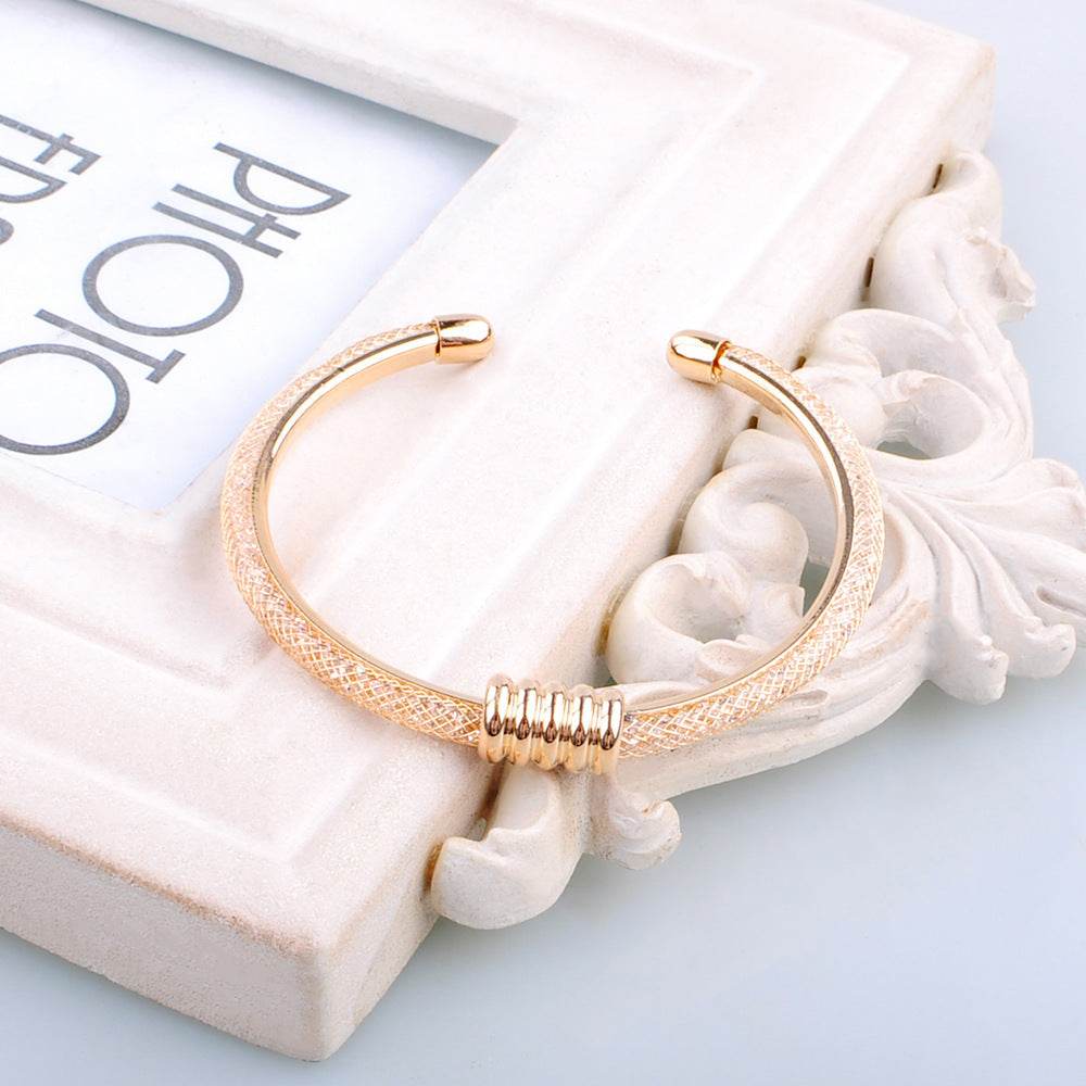 Fashion Alloy Hollow Geometric Bangle Bracelet Women - Mubimart
