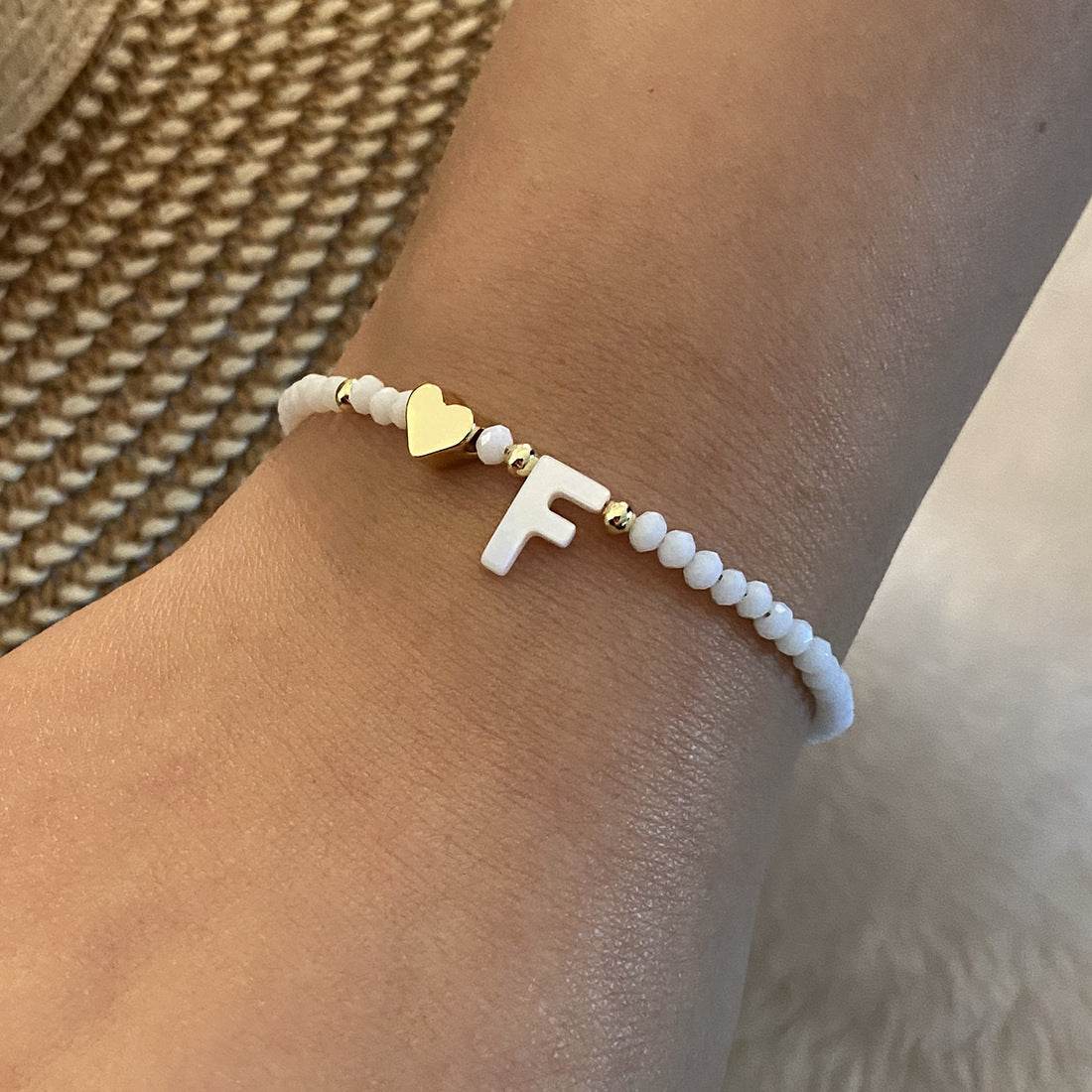 26 Letters White Shell Beaded Bracelet Women Metal Love Design Bracelet Jewelry - Mubimart