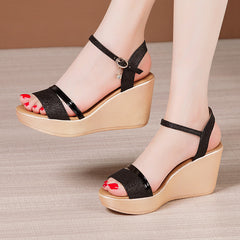 Summer New Muffin Platform Large Size Flat Bottom Soft Bottom Comfort Sandals