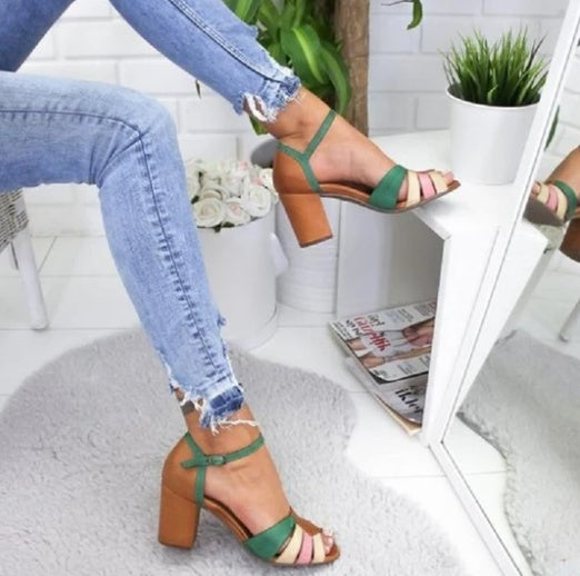 Women's Sandals With Block Heel And Color Block Buckle