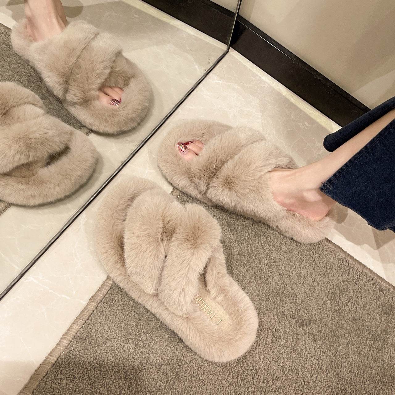 Winter Fuzzy Slippers Women Warm Soft Plush Shoes - Mubimart