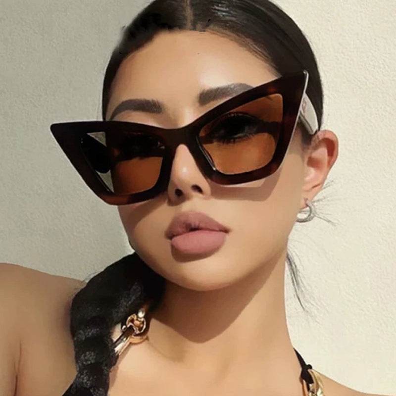 Large Frame Cat Eye Simple Sunglasses - Mubimart