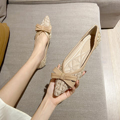 Dames platte, elegante pumps met puntige neus